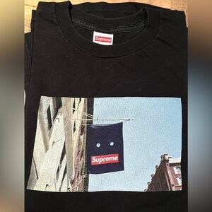 MENS Supreme t shirt